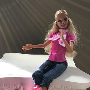 Vintage Barbie 1999 in Pink Equestrian Gear